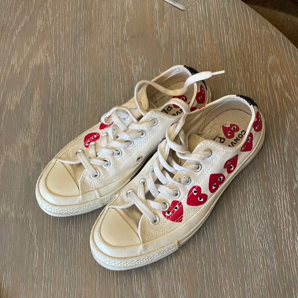 Converse shoes, size 7